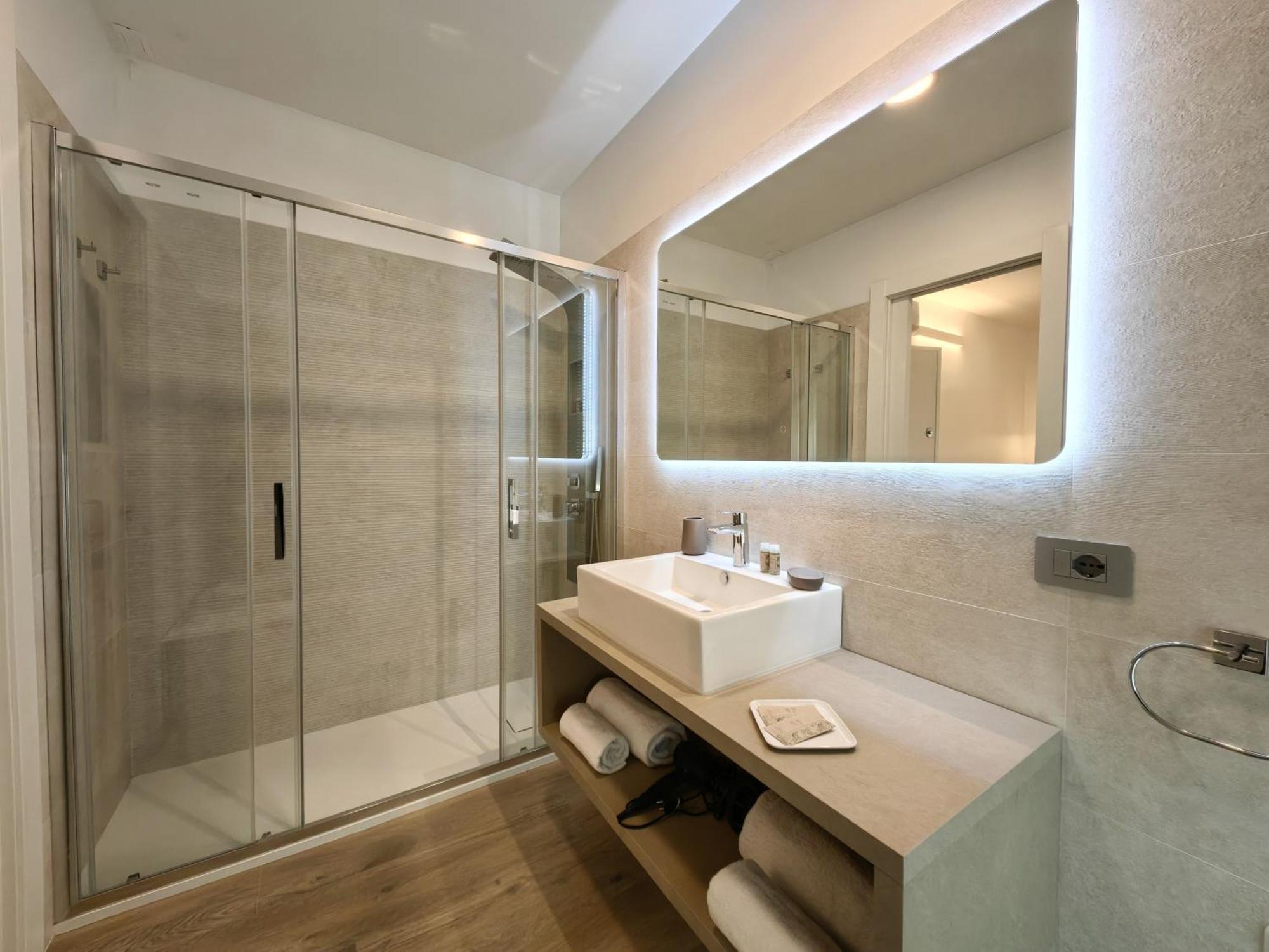 אוריסטאנו Galleria Roma Art Guesthouse מראה חיצוני תמונה