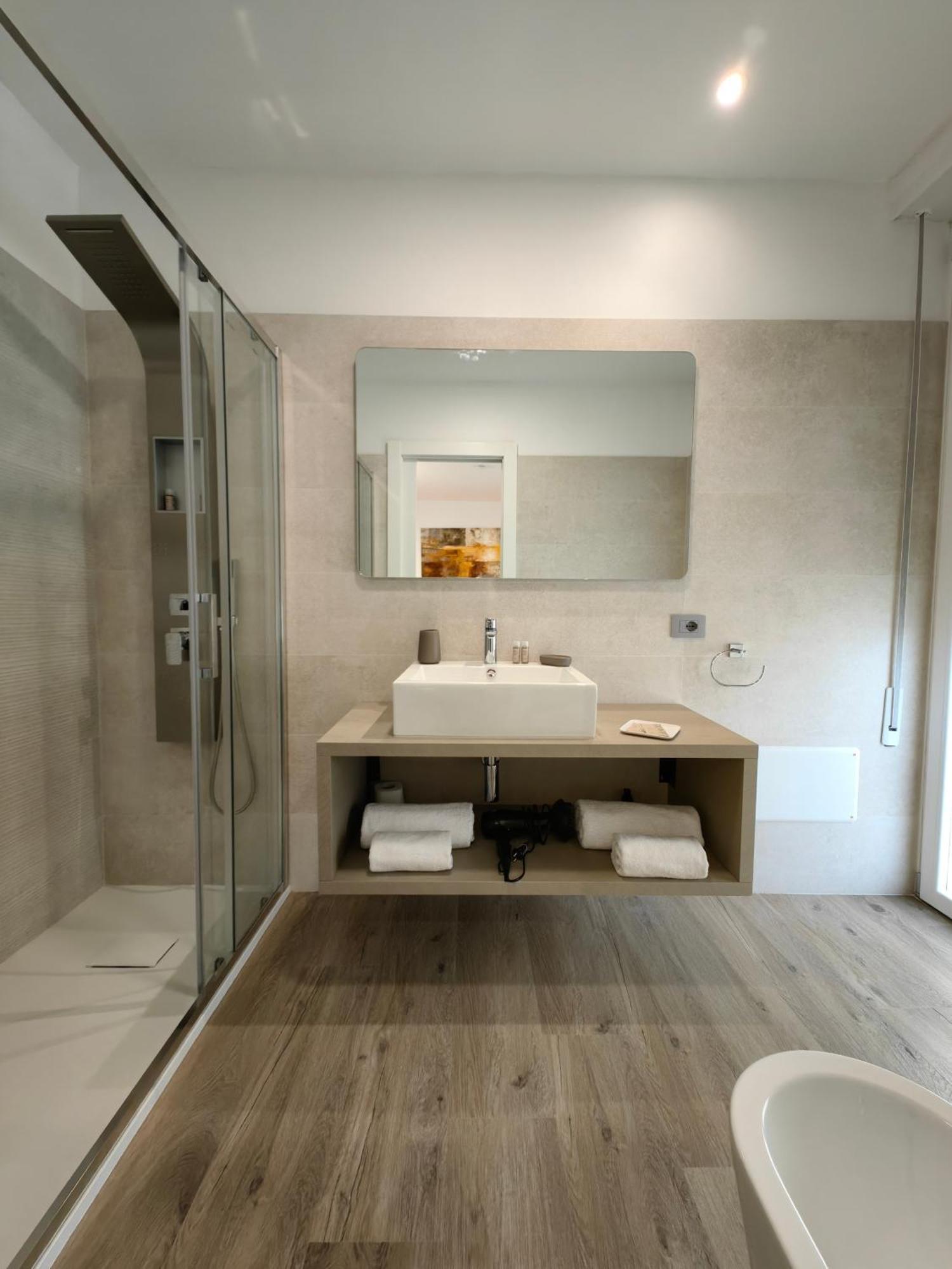 אוריסטאנו Galleria Roma Art Guesthouse מראה חיצוני תמונה